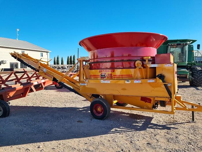 Used 2007 HAY-BUSTER H-1000
