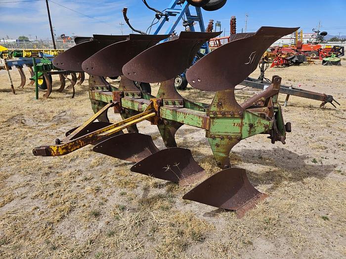 Used sn JOHN DEER sn