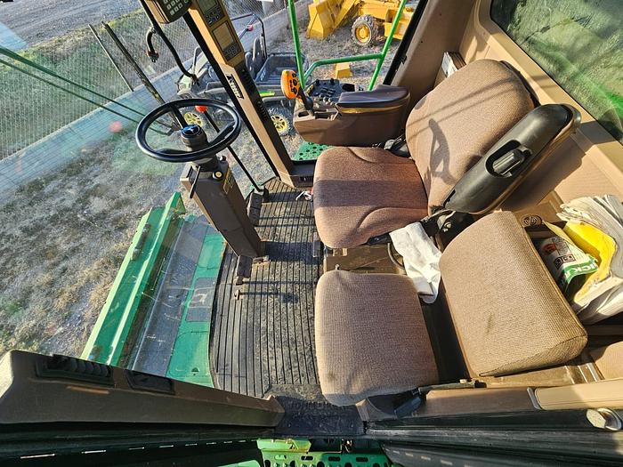 Used TRILLADORA 2002 JOHN DEER 9550
