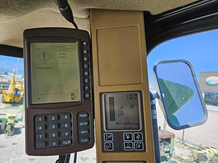 Used 2004 JOHN DEER 9760