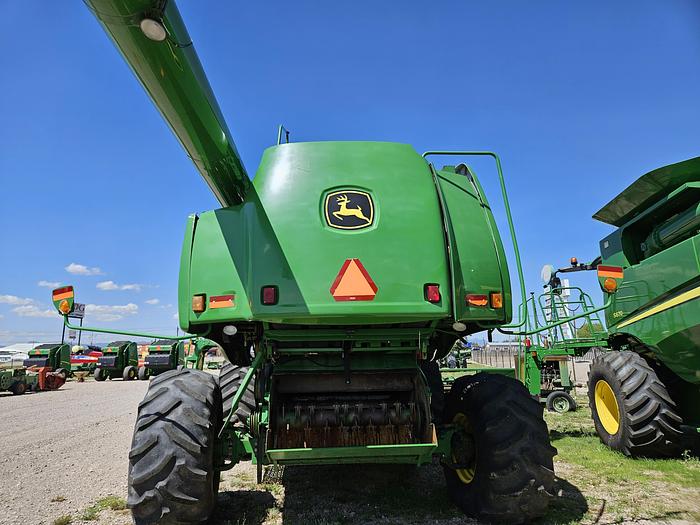 Used 2004 JOHN DEER 9760