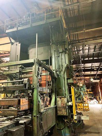 Used 4000 Ton Danly Hydraulic Press