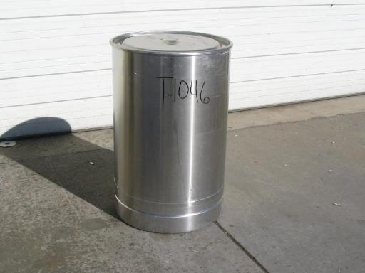 Usado 50 GALLON SINGLE SHELL TANK.  VISPRO