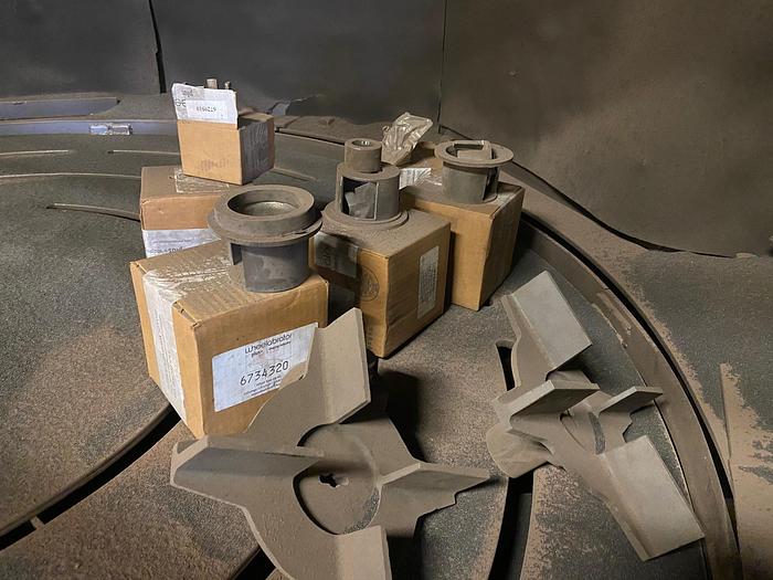 Used 2000 Wheelabrator 7 FT Table