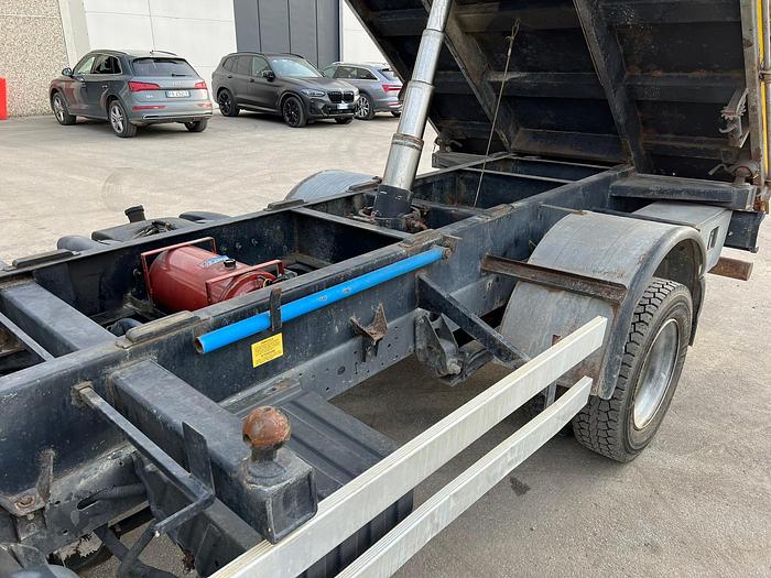 Usato nissan ATLEON 140