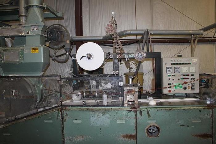 Used MOLNYCKE SANITARY PAD LINE MAXI SIZE 225 FPM