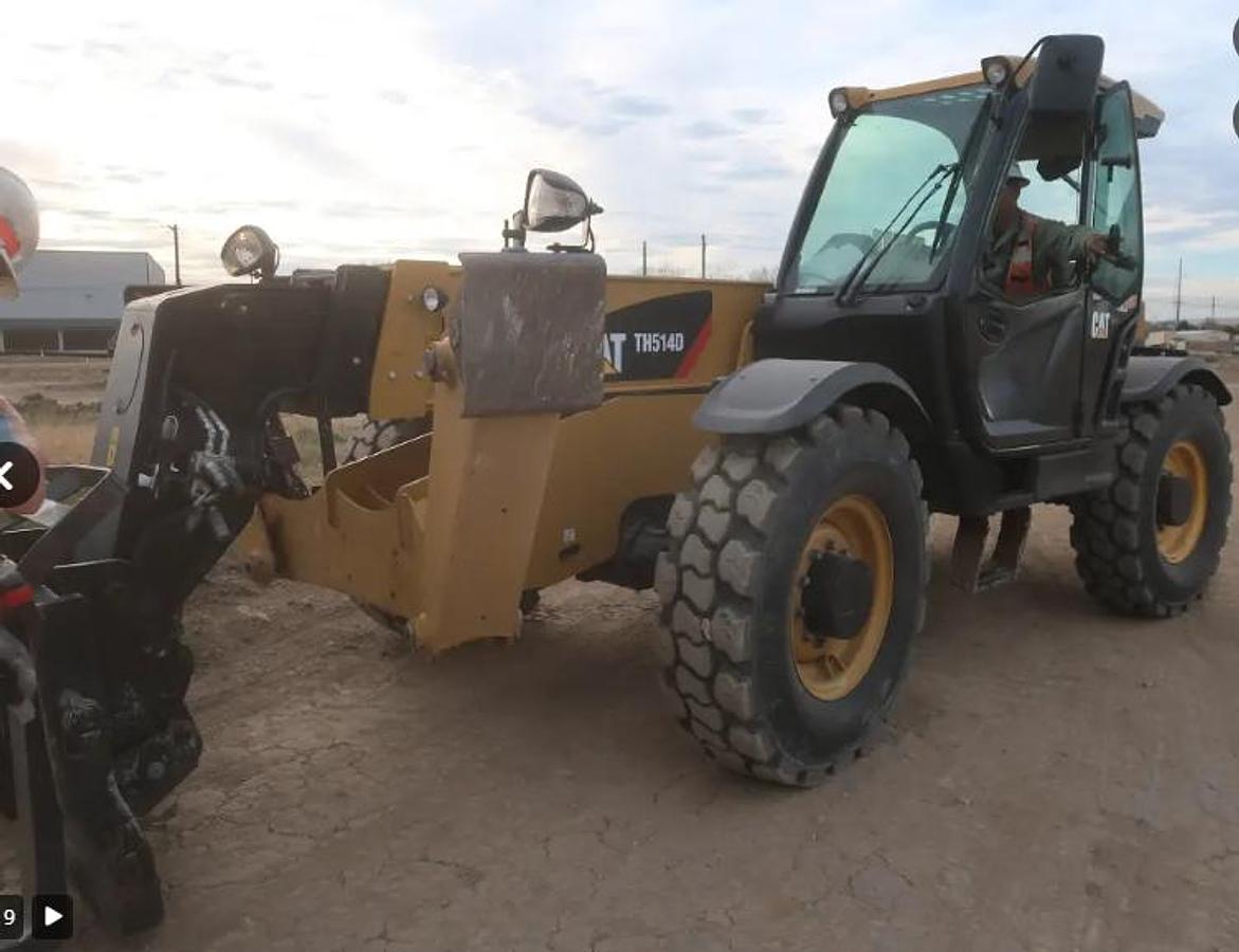 Used Used 2019 CATERPILLAR Telehandler