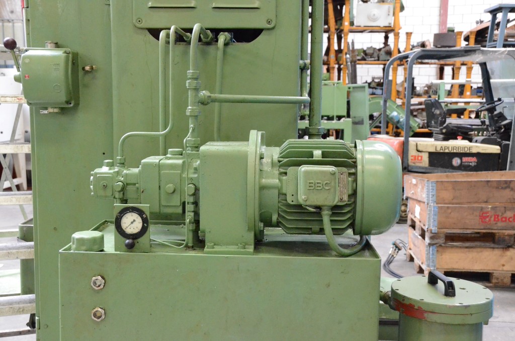 Usado GHERING Z600-160 Lapeadoras #4329