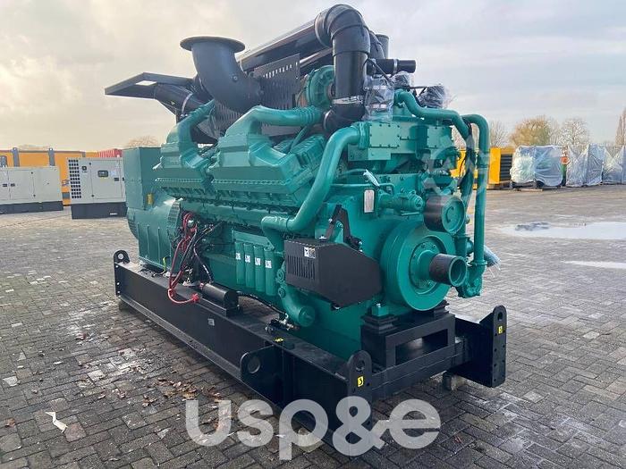 Used 1.8 MW New Cummins QSK60G4 Diesel Generator Set