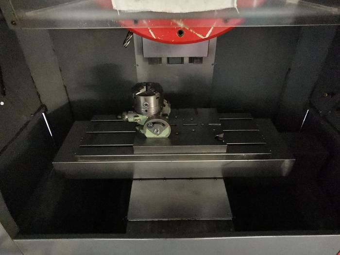Gebraucht CNC Bearbeitungszentrum EMCO VMC 300