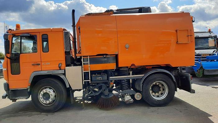 Gebruikt 2005 Volvo - Beam FL619