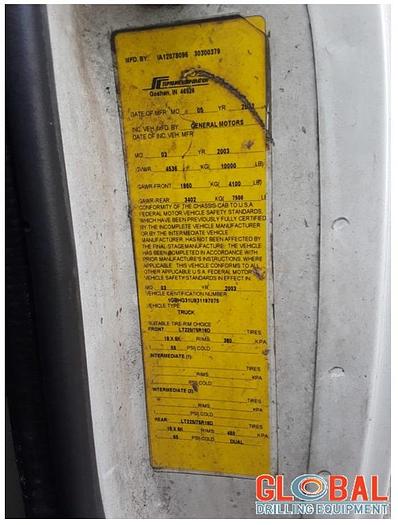 Used Item 0780 : 2003 Chevrolet Express G3500 Box Truck