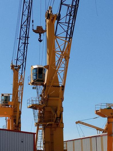 Used Gottwald Harbour Crane ModelHMK 260-69 40 tonne Capacity 1995