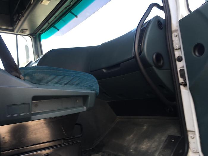 Used 2005 DAF 95 xf 430 euro 3 manual