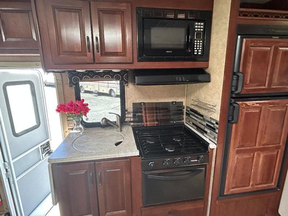 Used Used 2014 Forest River RV Solera 24S