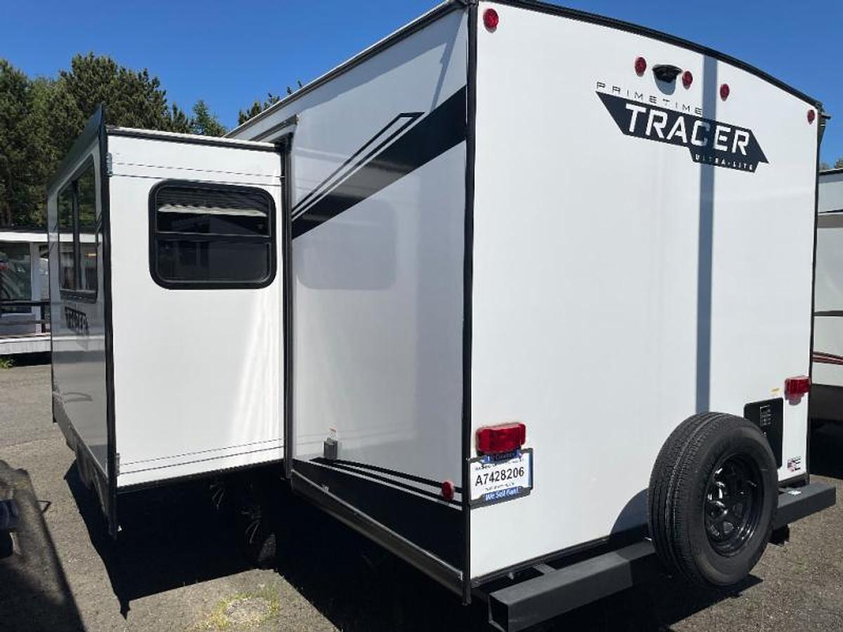 Used Used 2022 Prime Time RV Tracer 22RBS