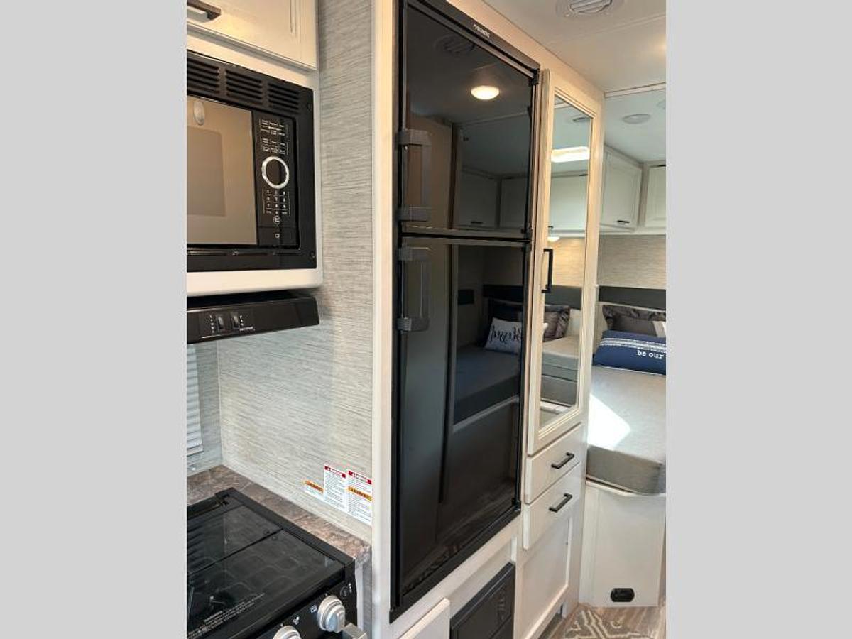 Used Used 2023 Thor Motor Coach Four Winds 25V