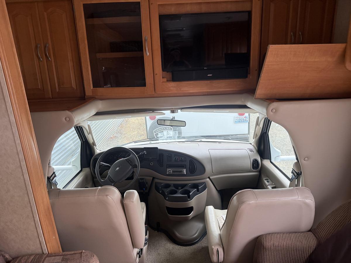 Used 2006 Forest River RV Sunseeker 3100