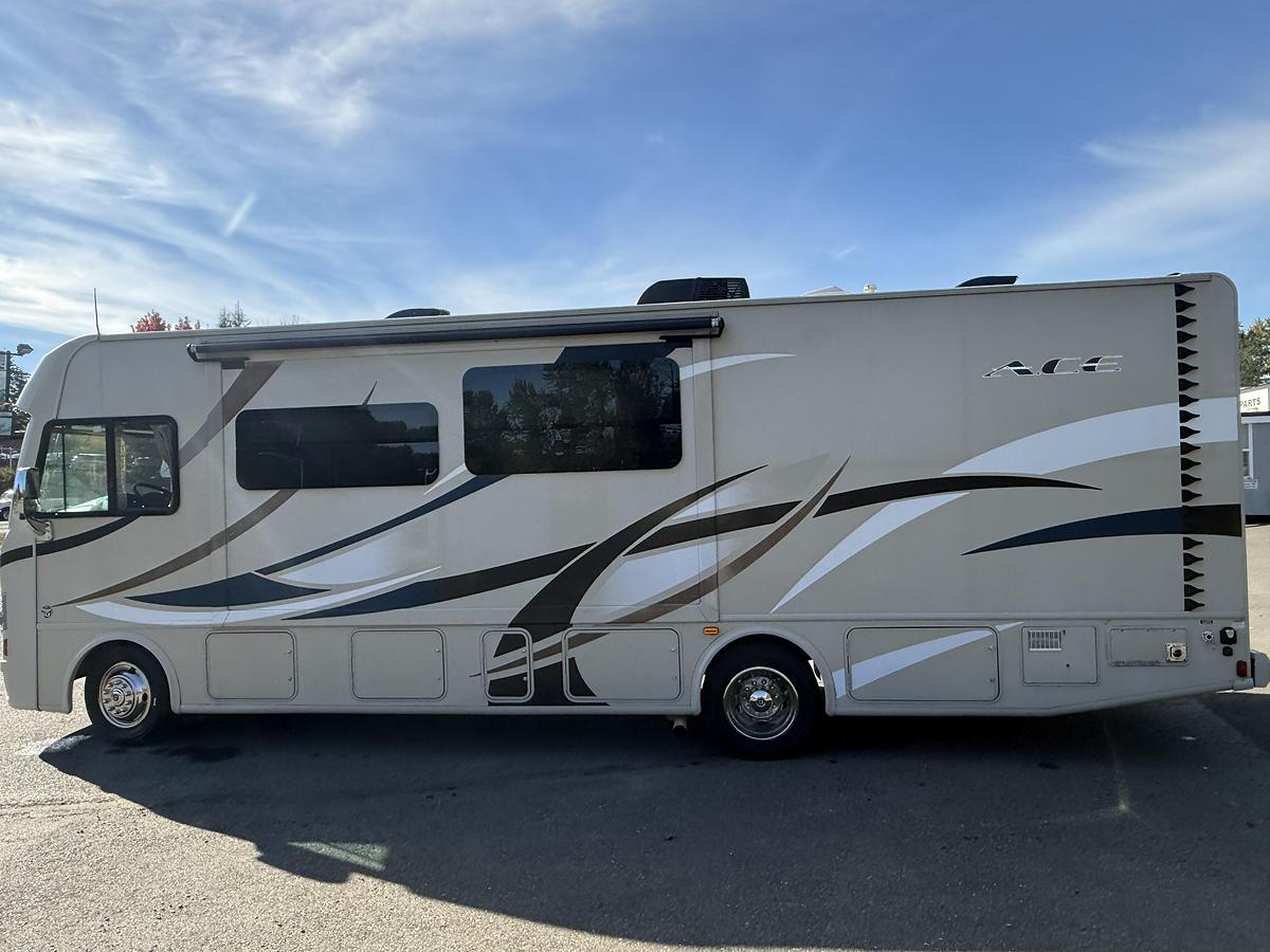 Used 2017 Thor Ace 30.1