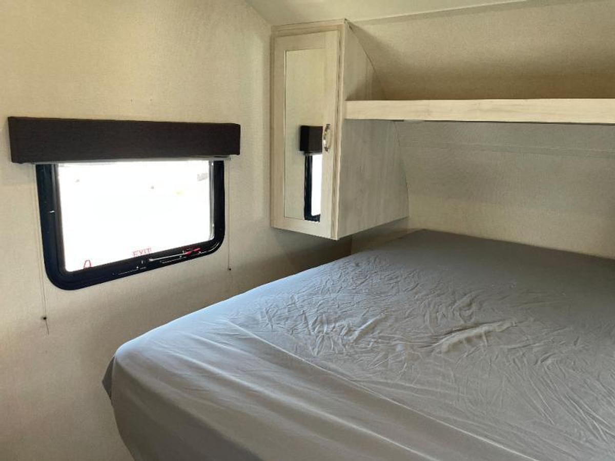 Used Used 2022 Prime Time RV Tracer 22RBS