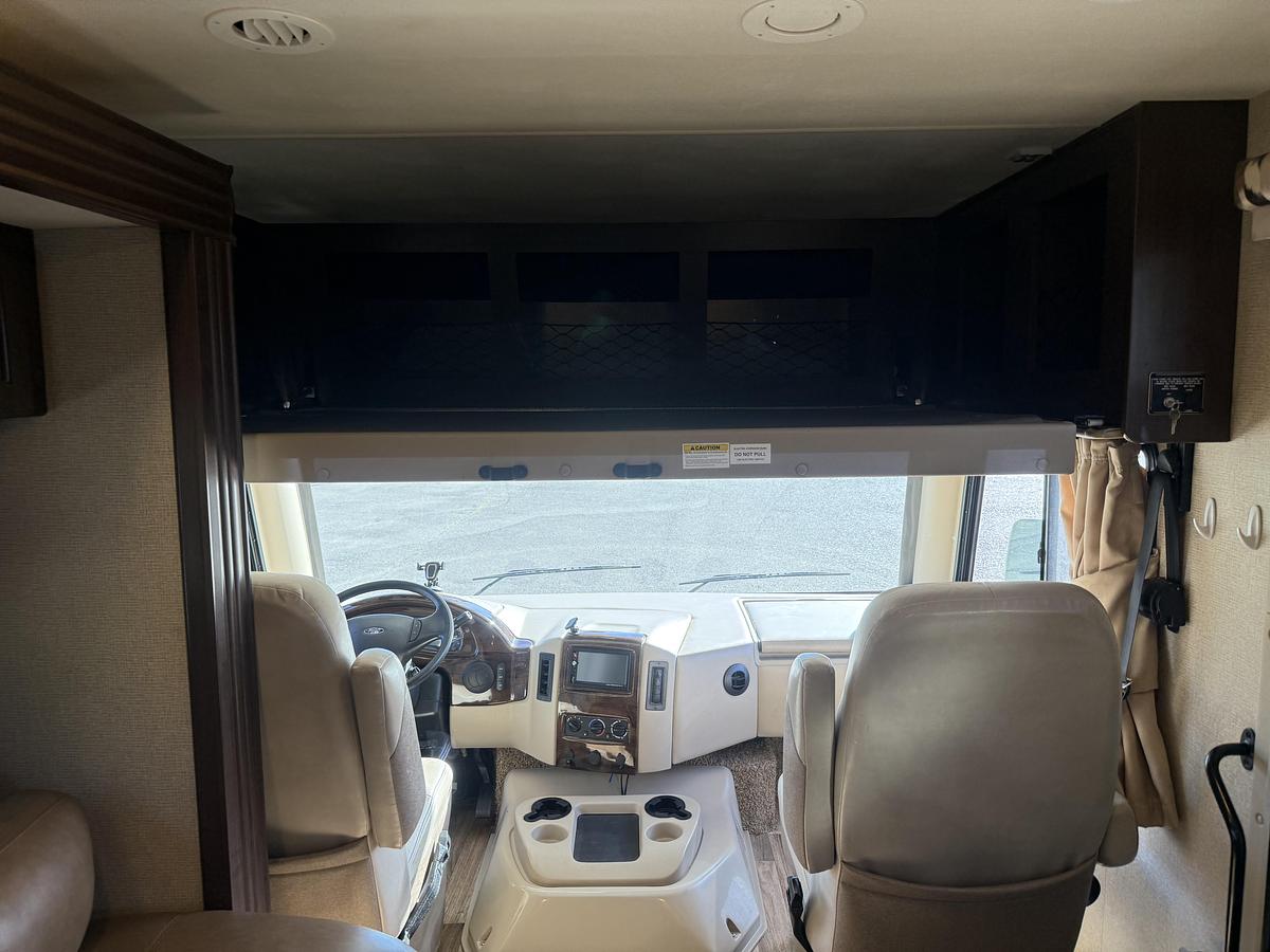 Used 2017 Thor Ace 30.1