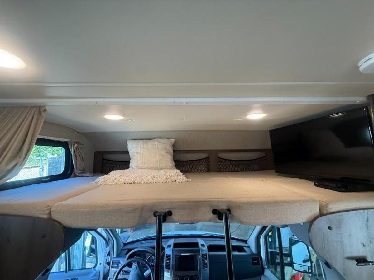 Used Used 2019 Jayco Melbourne 24L