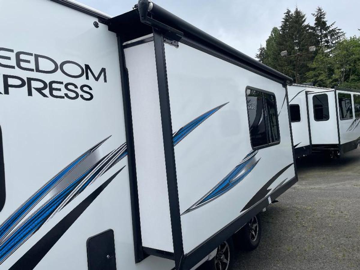Used Used 2020 Coachmen RV Freedom Express Ultra Lite 246RKS