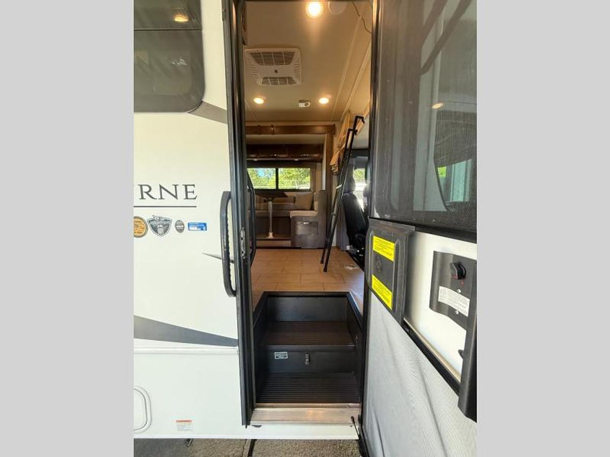 Used Used 2019 Jayco Melbourne 24L