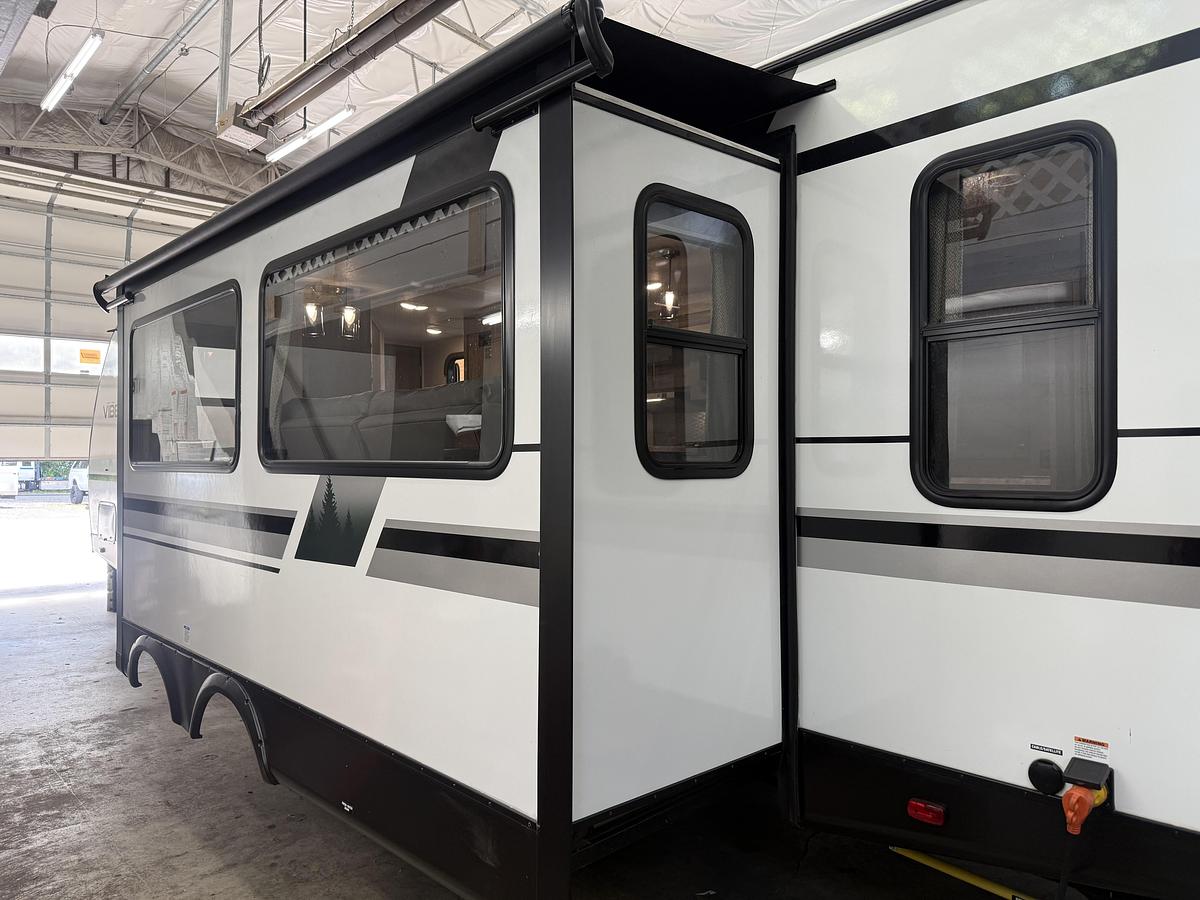 Used 2021 Forest River RV Vibe 30RL