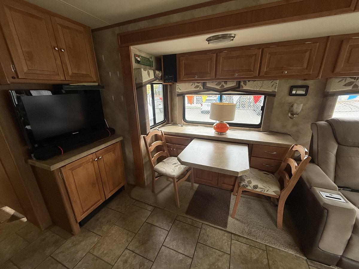 Used 2009 Tiffin Allegro Red QSA