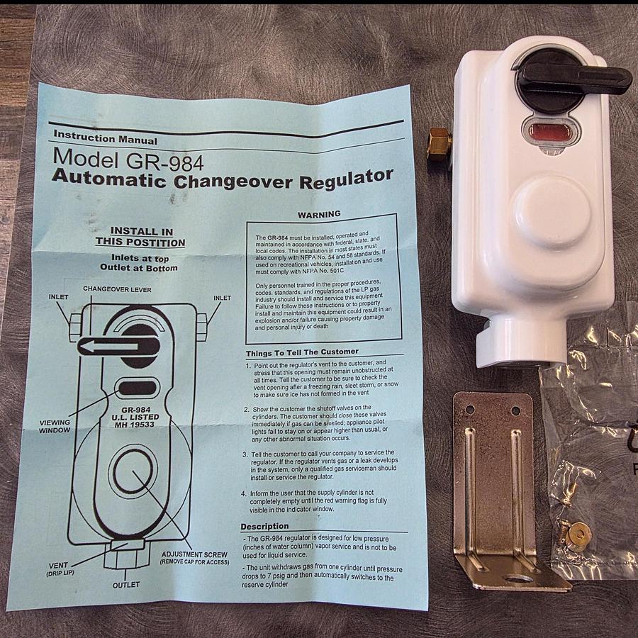  Automatic Changeover  Regulator For Dual Tanks 230,000 BTU