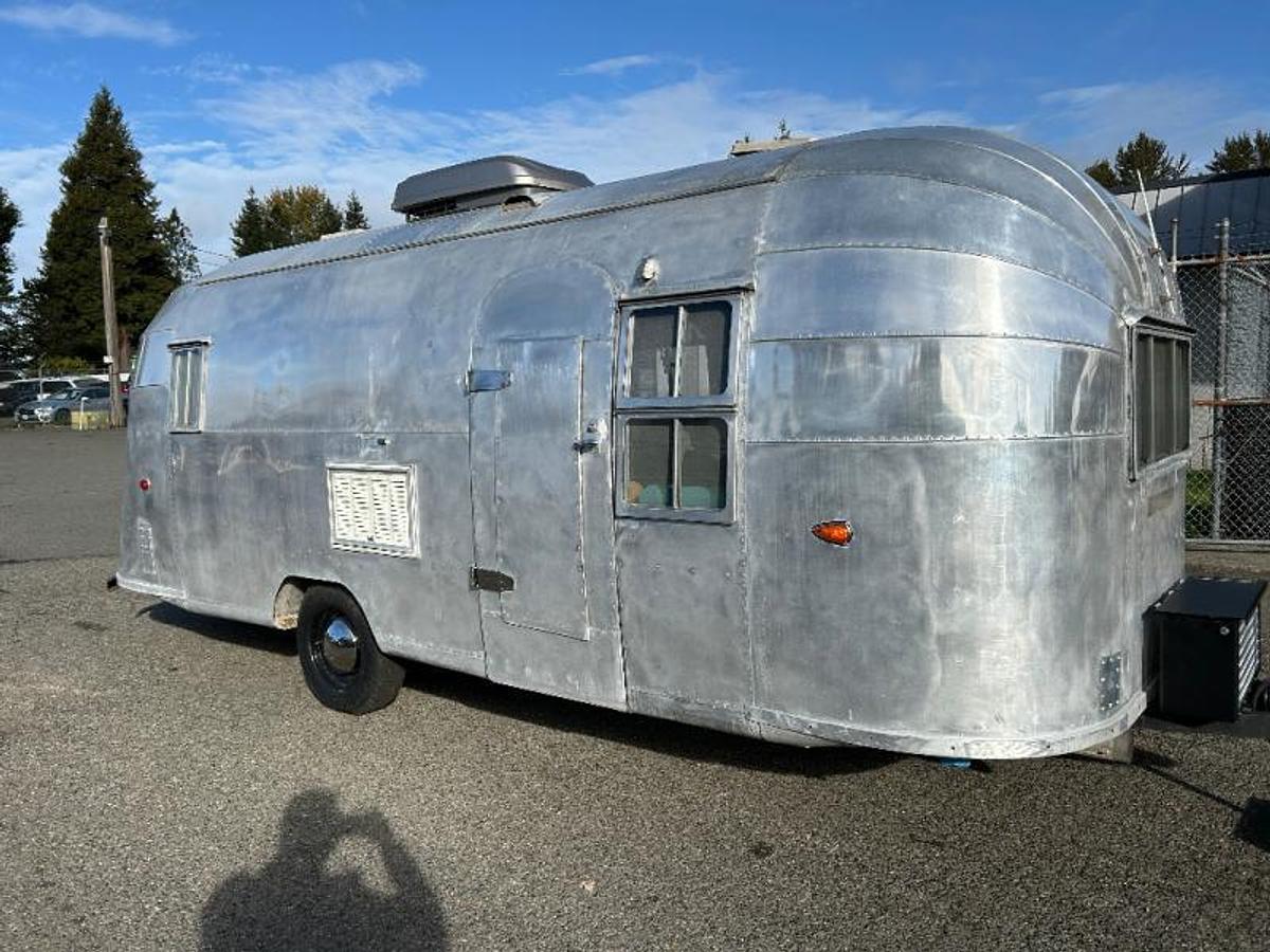 Used Used 1955 Airstream Flying Cloud 13 Panel 5522
