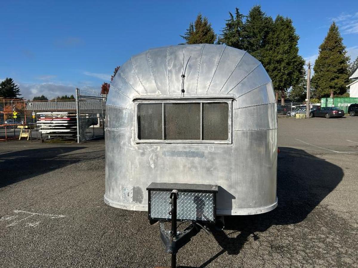 Used Used 1955 Airstream Flying Cloud 13 Panel 5522