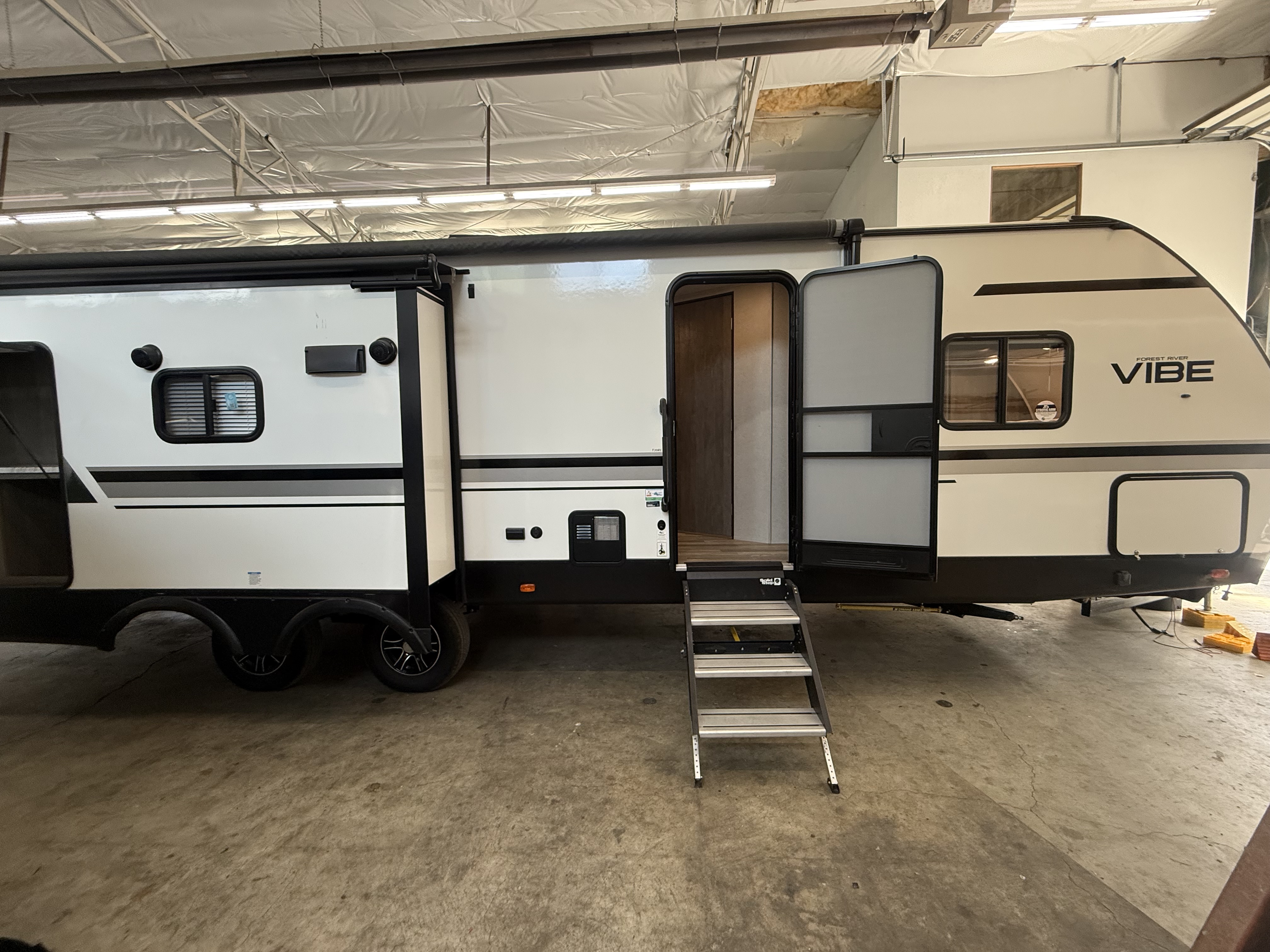 Used 2021 Forest River RV Vibe 30RL