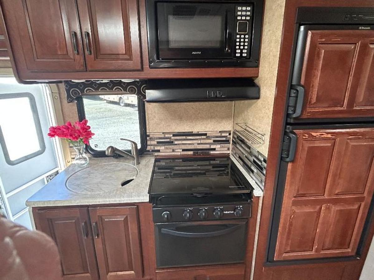 Used Used 2014 Forest River RV Solera 24S