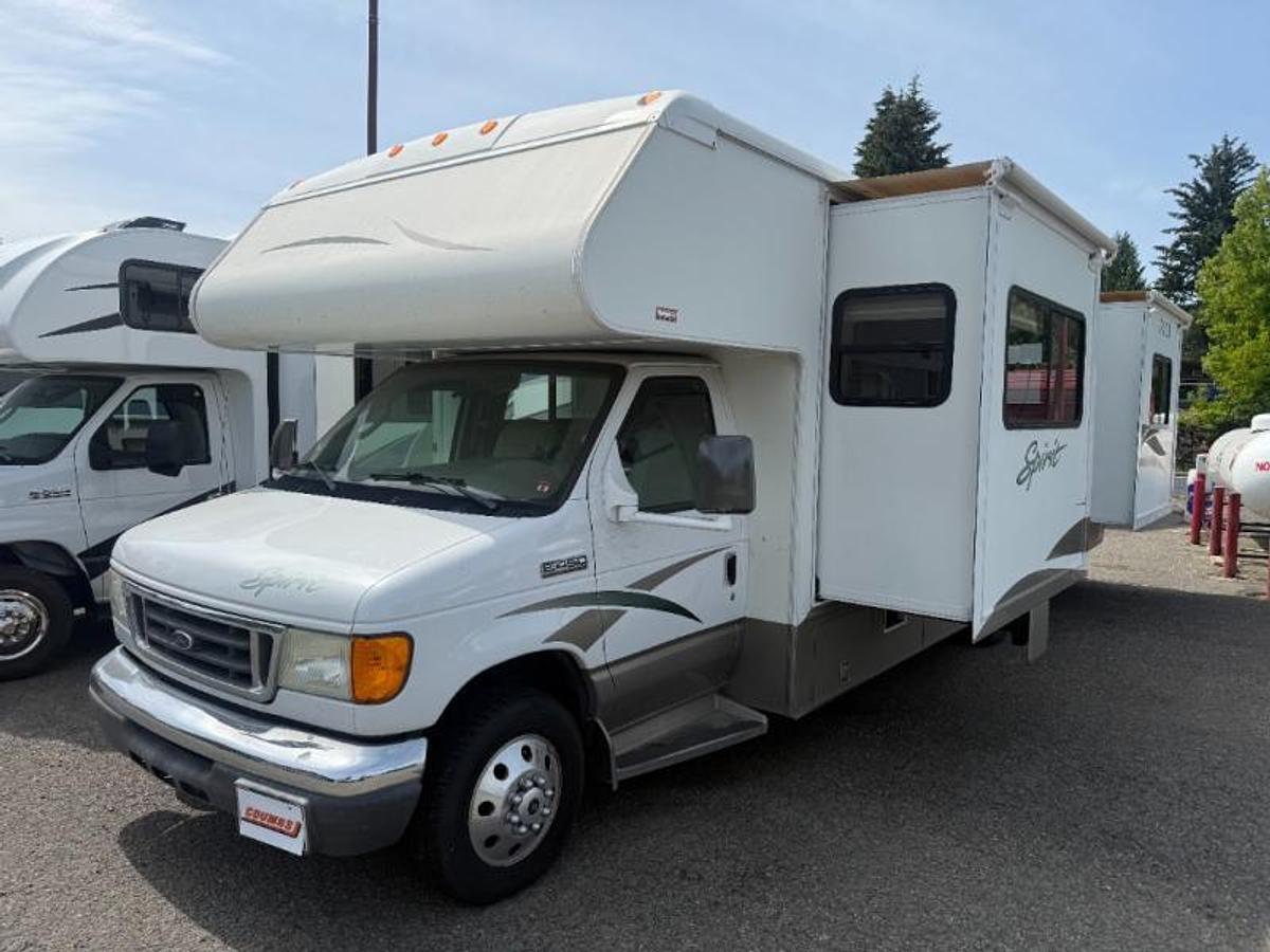 Used Used 2006 Itasca Spirit 29B