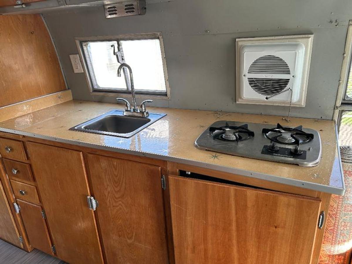 Used Used 1955 Airstream Flying Cloud 13 Panel 5522