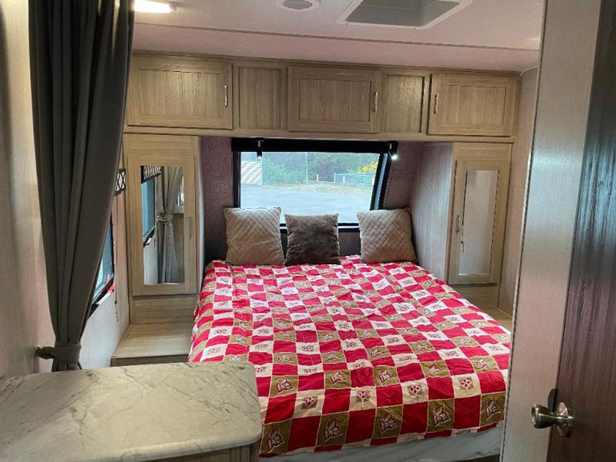 Used Used 2020 Coachmen RV Freedom Express Ultra Lite 246RKS