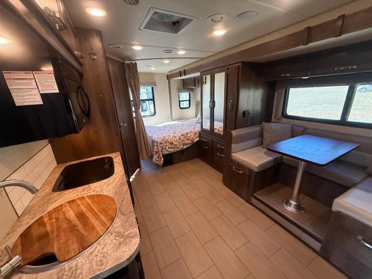 Used Used 2019 Jayco Melbourne 24L