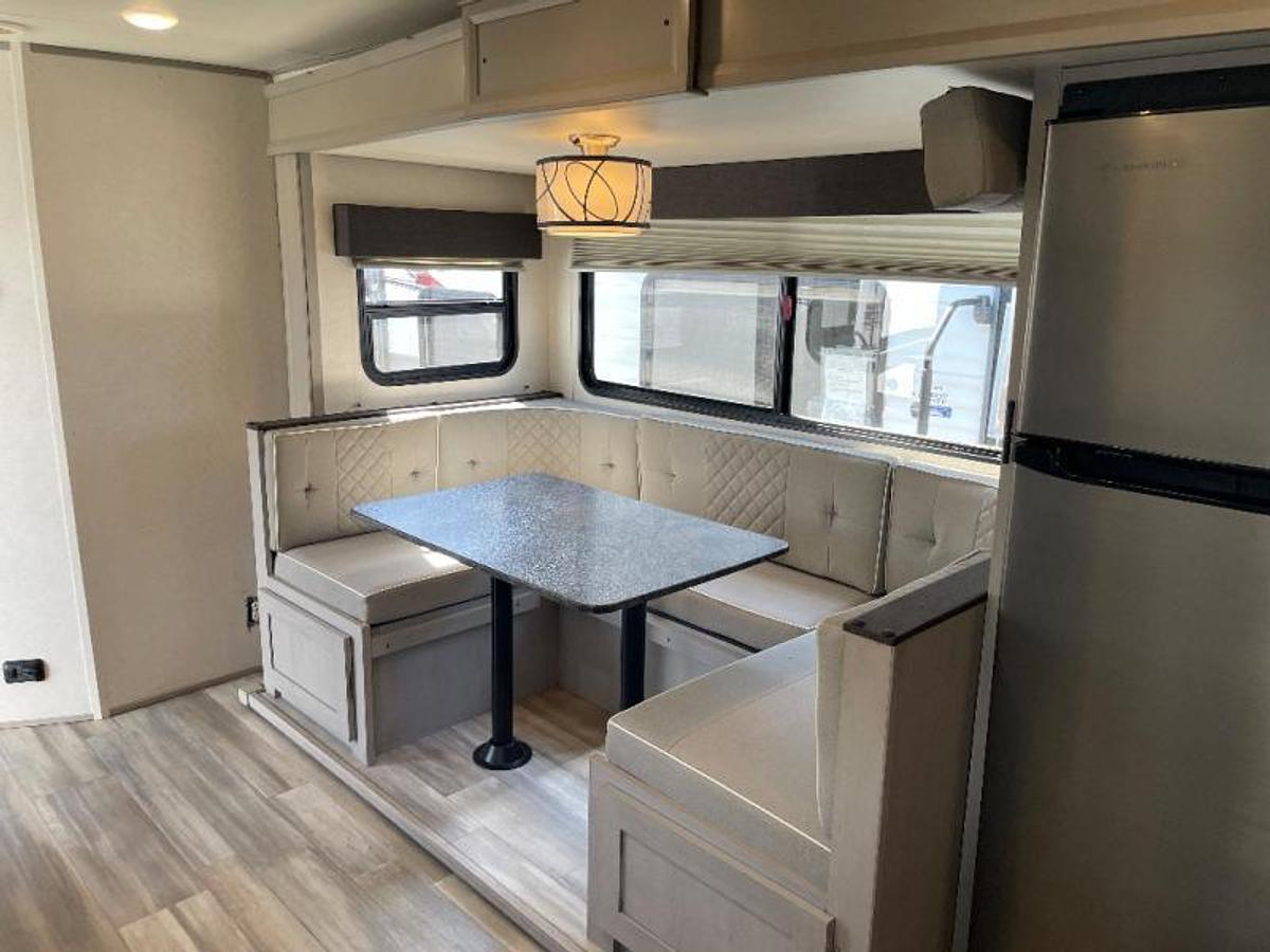 Used Used 2022 Prime Time RV Tracer 22RBS