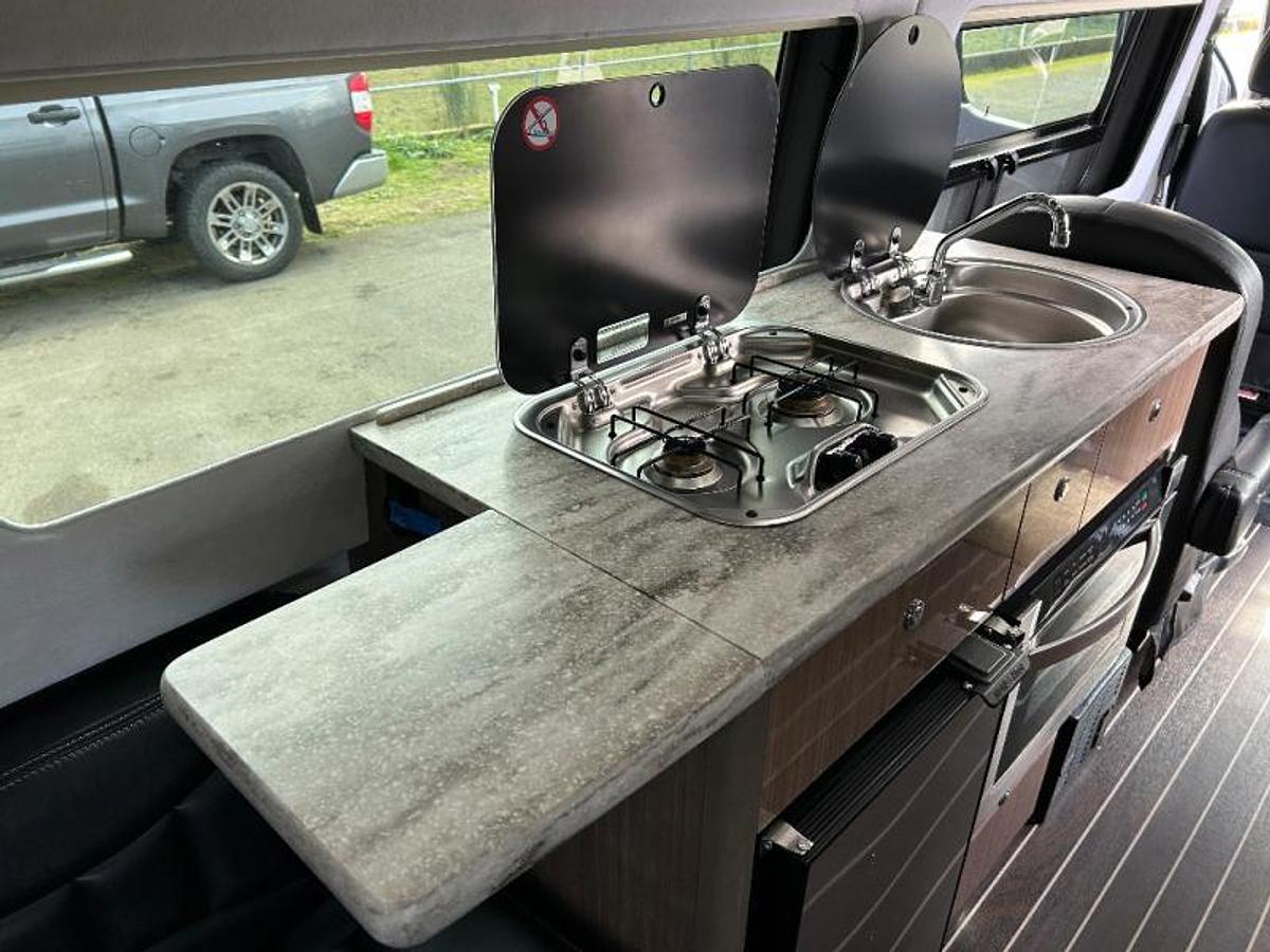 Used Used 2017 Airstream Interstate Lounge EXT Lounge EXT