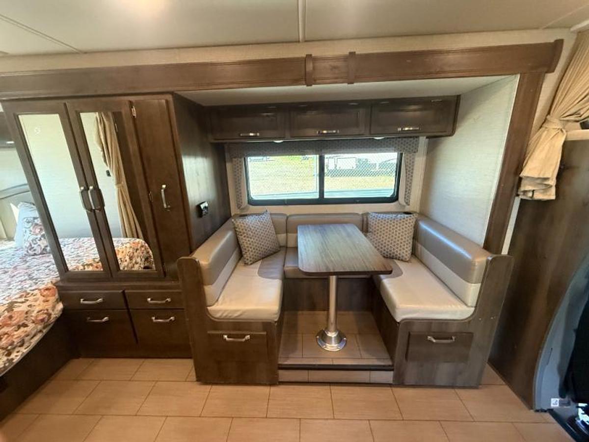 Used Used 2019 Jayco Melbourne 24L