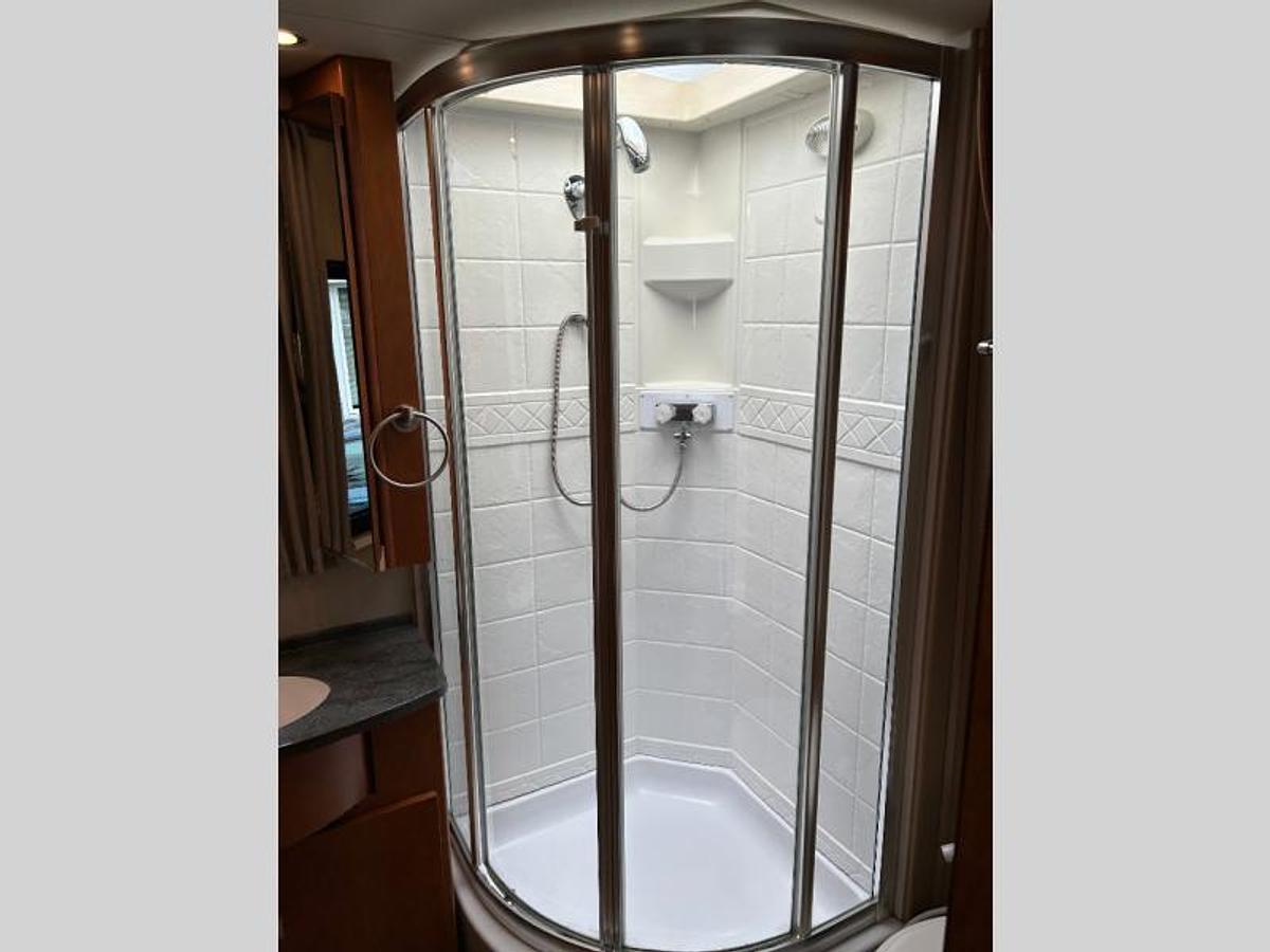 Used Used 2015 Leisure Travel Vans Unity 24MB 24MB