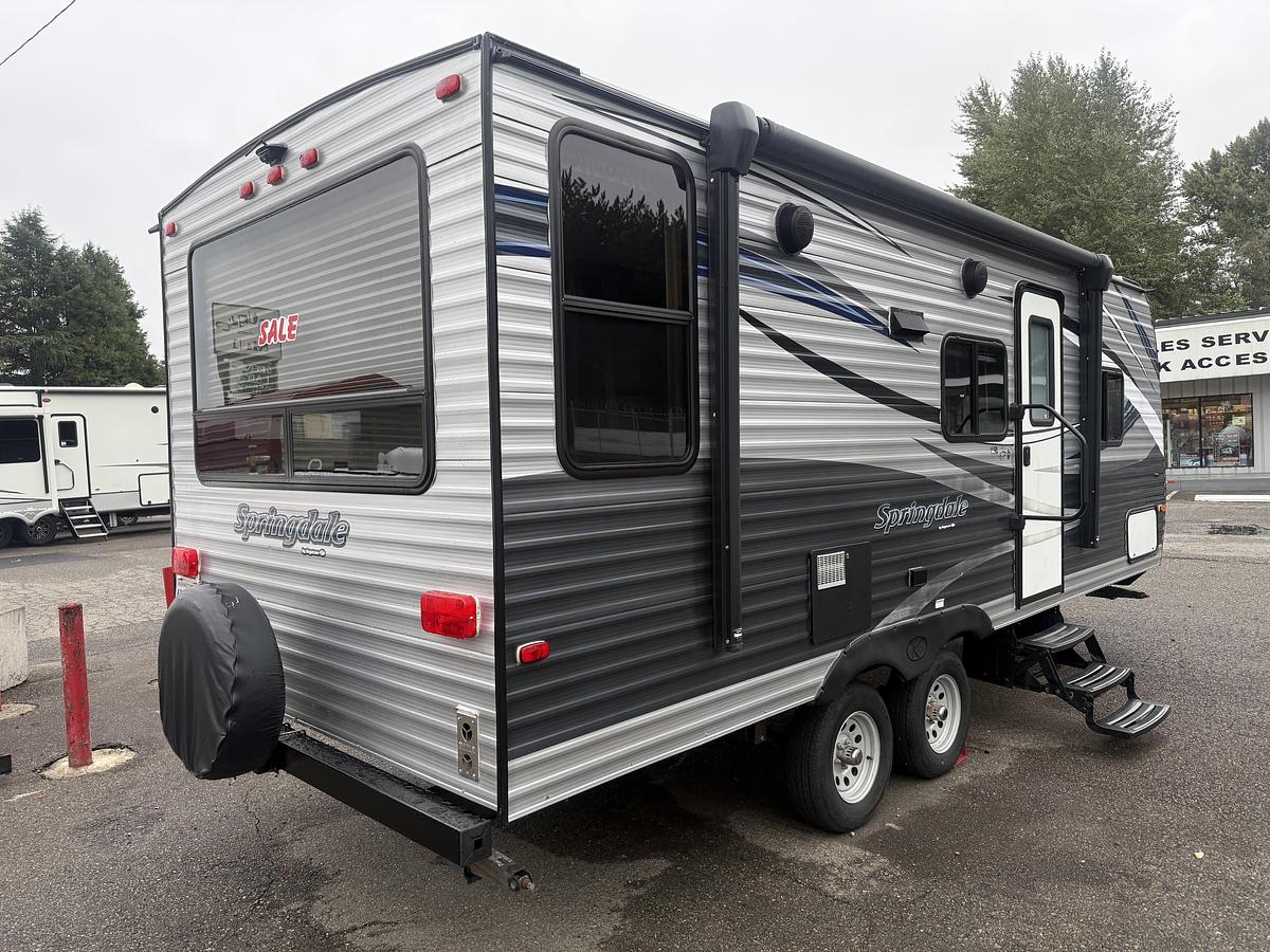 Used 2018 Keystone Springdale 202QBWE