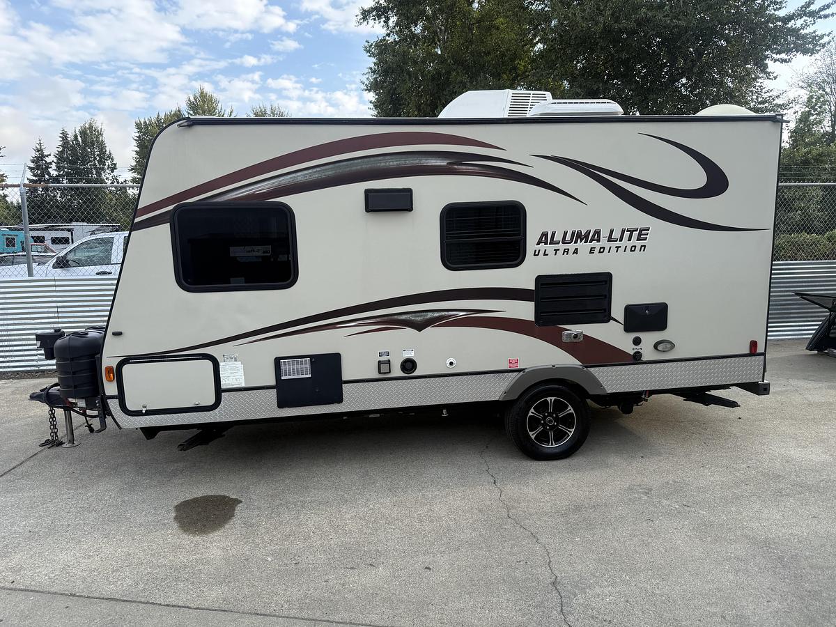 Used 2013 Holiday Rambler Aluma Lite 187QB