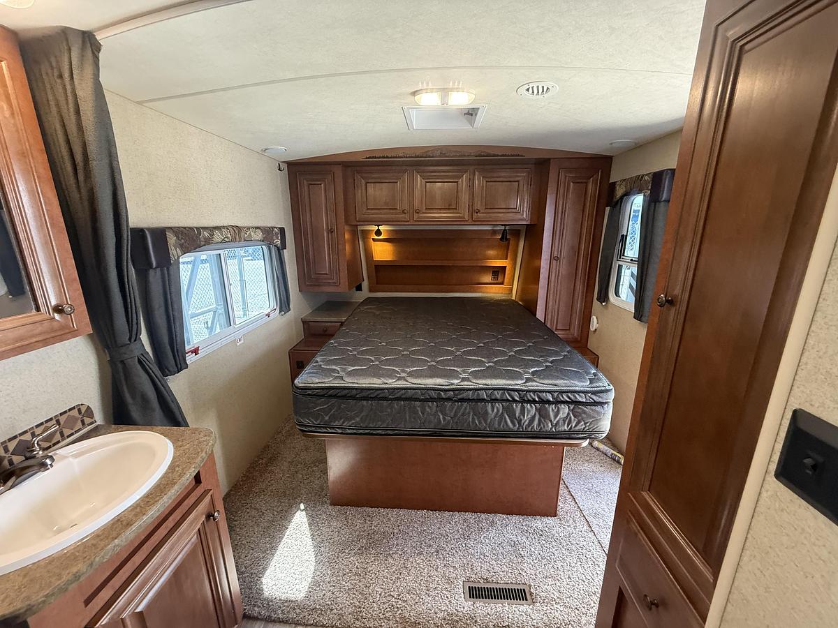 Used 2019 Northwood Arctic Fox 25Y