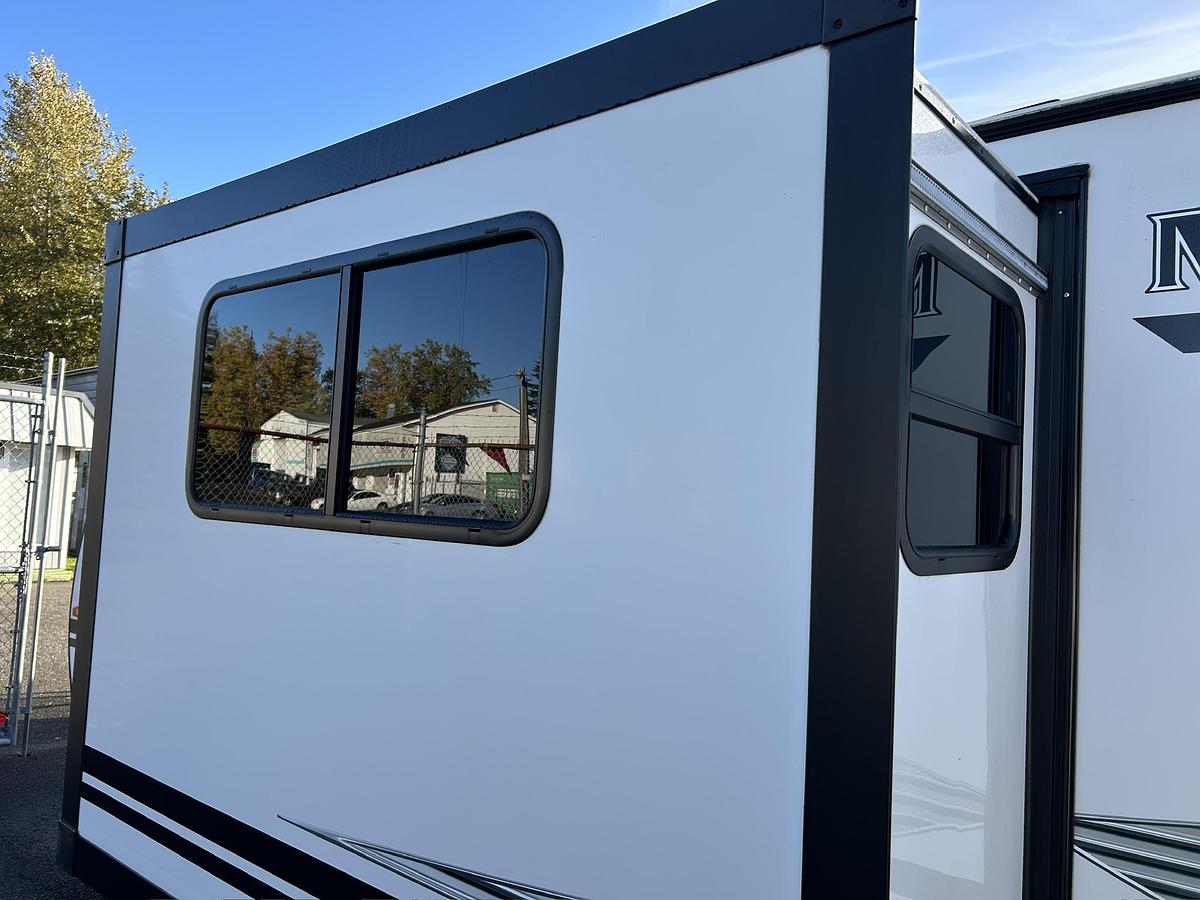 Used 2019 Winnebago Minnie 2201MB