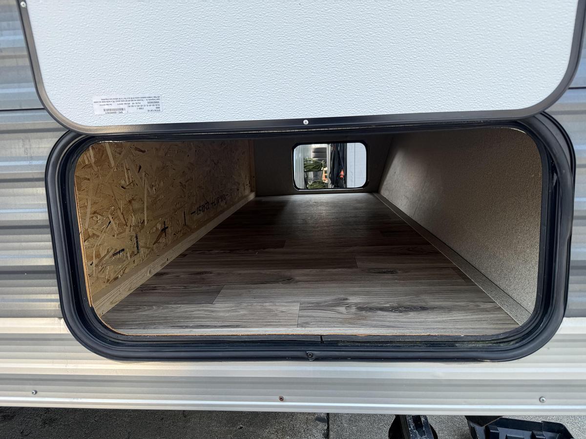 Used 2018 Keystone Springdale 202QBWE