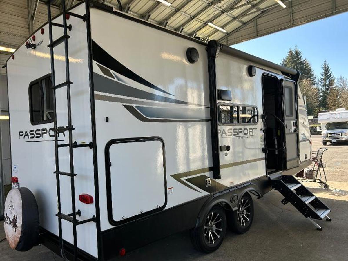 Used Used 2024 Keystone RV Passport SL 189RBWE