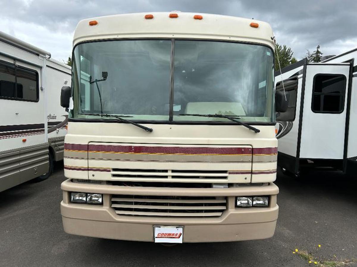 Used Used 1995 Fleetwood RV Bounder 32H